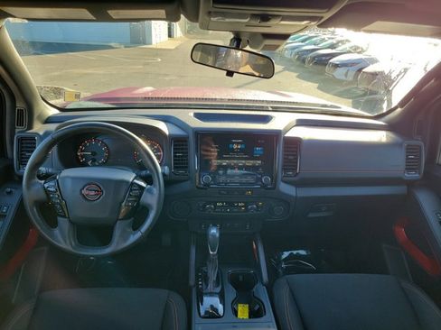 Used 2023 Nissan Frontier Pro-X w/ Pro Convenience Package image 9