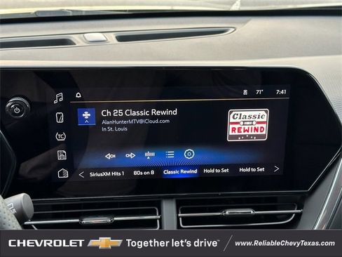 New 2026 Chevrolet Trax RS w/ Sunroof Package image 17