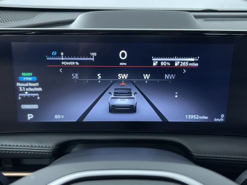 Certified 2024 Nissan Ariya AWD image 16