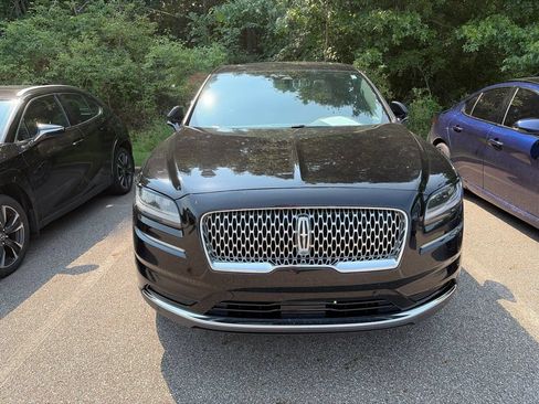 Used 2022 Lincoln Nautilus Reserve w/ Equipment Group 201A AWD/4WD image 2