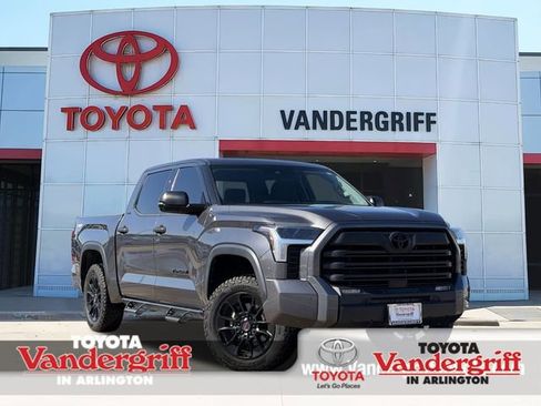 Used 2022 Toyota Tundra SR5 image 1