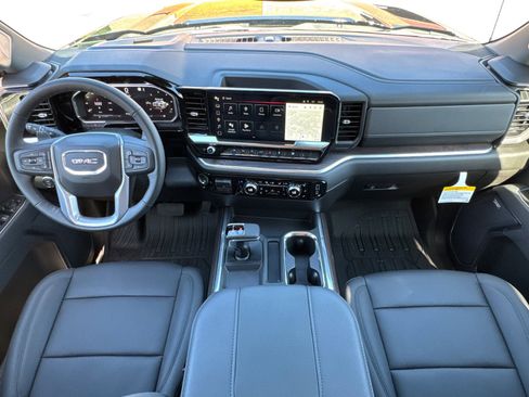 New 2026 GMC Sierra 1500 SLT w/ SLT Premium Plus Package image 21