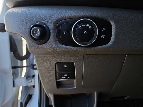 Used 2021 Ford Transit 350 XLT image 22