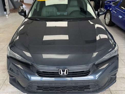 Used 2024 Honda Civic EX image 2
