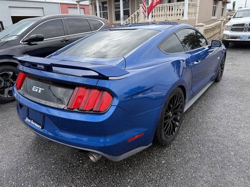Used 2017 Ford Mustang GT Premium w/ GT Performance Package image 7