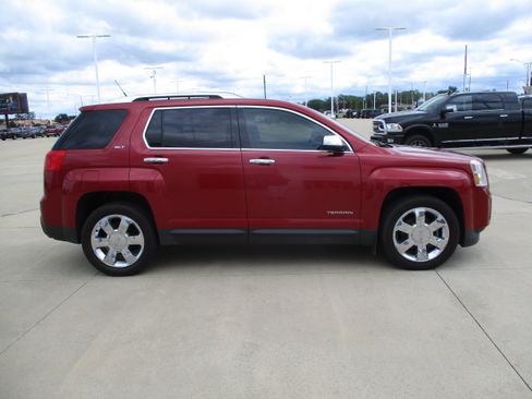 Used 2013 GMC Terrain SLT AWD/4WD image 6