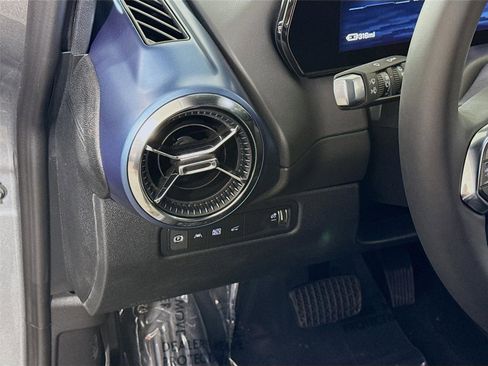 New 2026 Chevrolet Equinox EV LT image 5