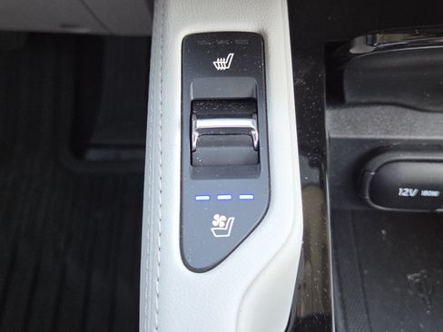 Used 2025 Kia Telluride EX FWD image 6