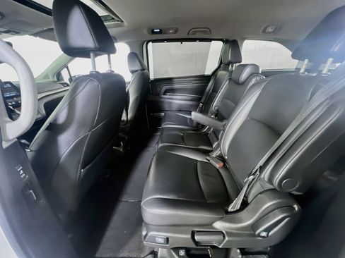 Used 2023 Honda Odyssey EX-L image 24