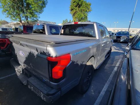 Used 2025 Ford F150 Lightning Flash image 10