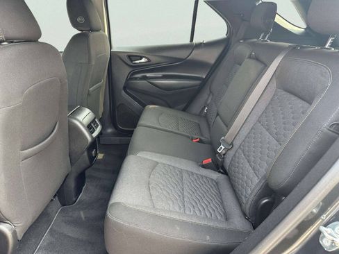 Used 2018 Chevrolet Equinox LT AWD/4WD image 11