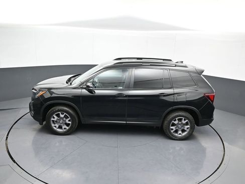 Certified 2022 Honda Passport TrailSport image 41