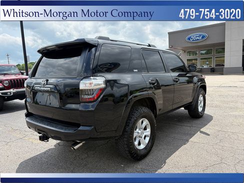 Used 2023 Toyota 4Runner SR5 AWD/4WD image 6
