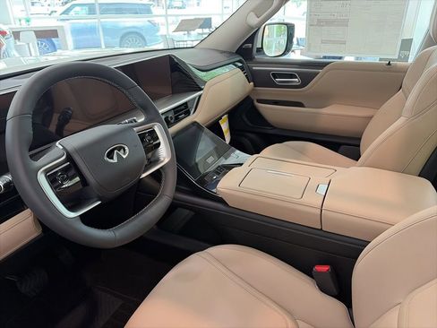 New 2026 INFINITI QX80 Pure RWD image 4
