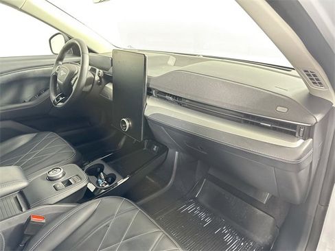 Used 2022 Ford Mustang Mach-E California Route 1 image 29