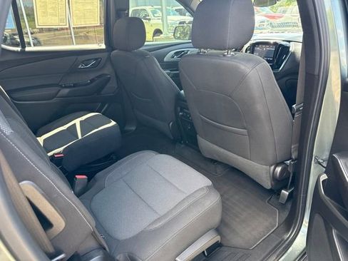 Used 2023 Chevrolet Traverse LT AWD/4WD image 36