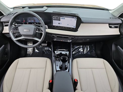 New 2026 Audi Q3 quattro 2.0T AWD/4WD image 9