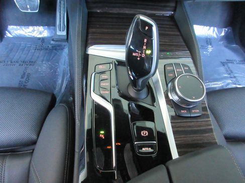 Used 2023 BMW 530i w/ M Sport Package RWD image 49