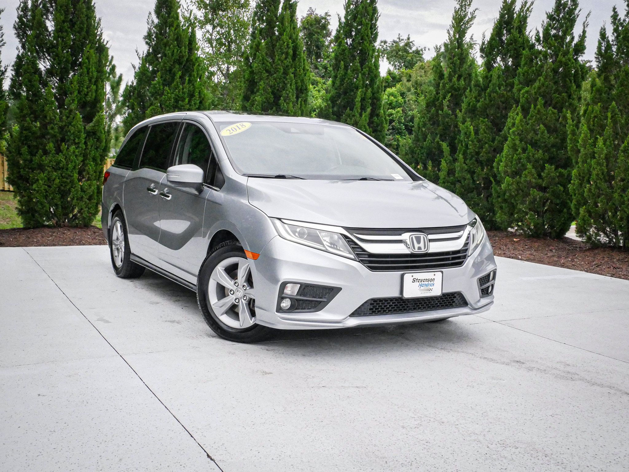 Used 2018 Honda Odyssey EX-L image 2