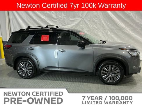 Used 2023 Nissan Pathfinder SL w/ SL Premium Package AWD/4WD image 4