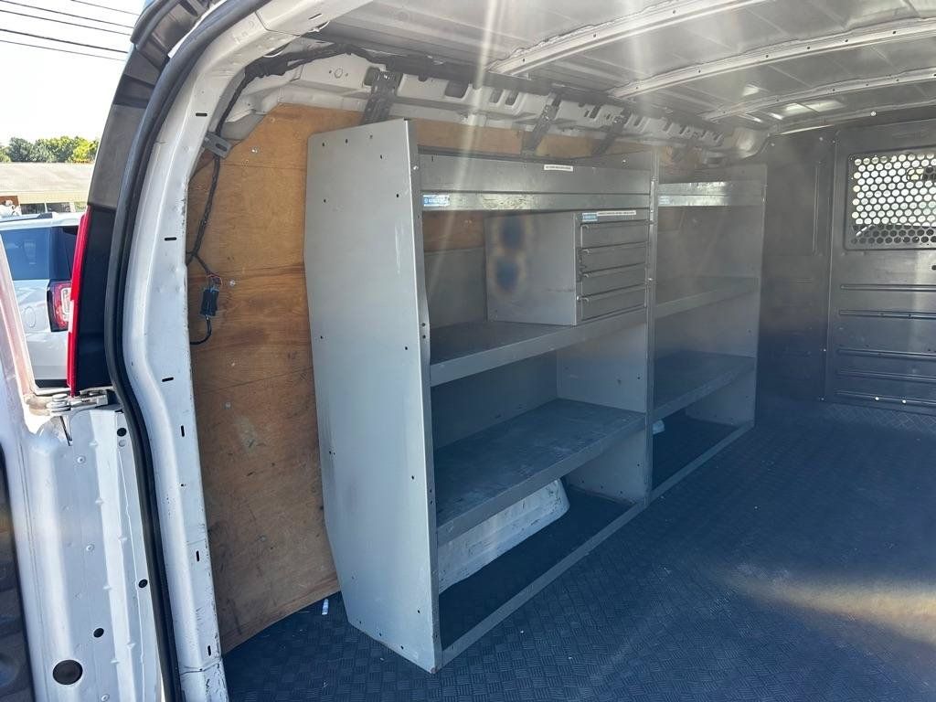 Used 2019 Chevrolet Express 2500 w/ Driver Convenience Package RWD image 10