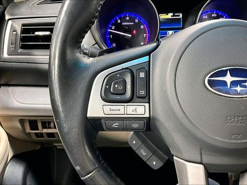 Used 2015 Subaru Outback 2.5i Premium image 11