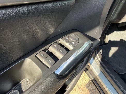 Used 2024 Chevrolet Traverse LS FWD image 20