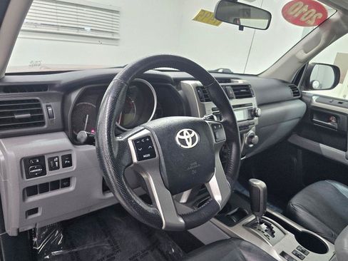 Used 2010 Toyota 4Runner SR5 RWD image 11
