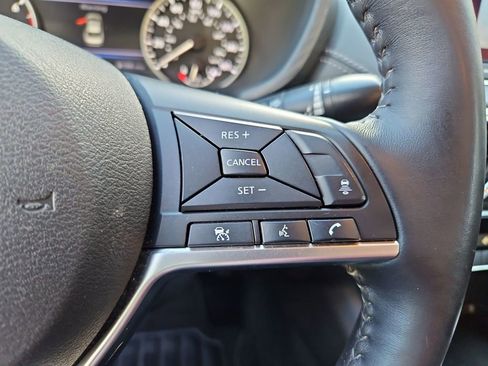 Used 2021 Nissan Sentra SV image 12