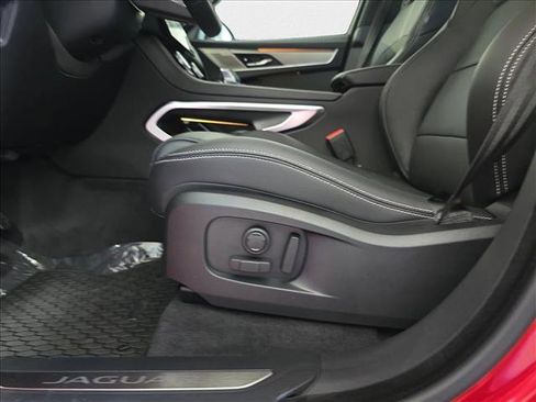 New 2026 Jaguar F-PACE R-Dynamic S image 25