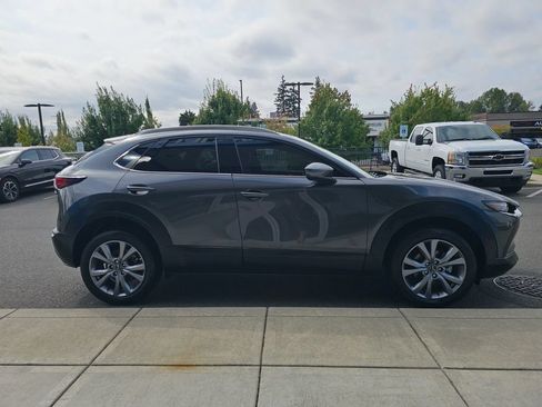 Used 2022 MAZDA CX-30 AWD 2.5 S w/ Premium Package image 9