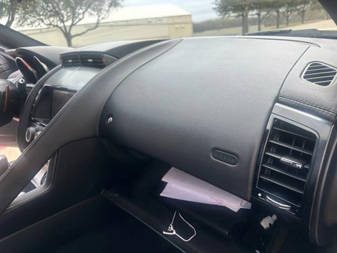 Used 2014 Jaguar F-TYPE S image 23