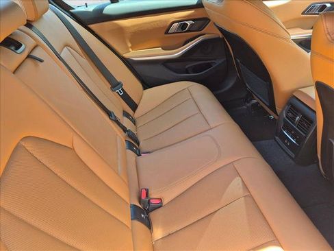 Used 2023 BMW 330i xDrive Sedan w/ Premium Package AWD/4WD image 17