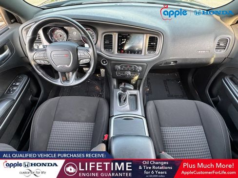 Used 2022 Dodge Charger Scat Pack RWD image 17