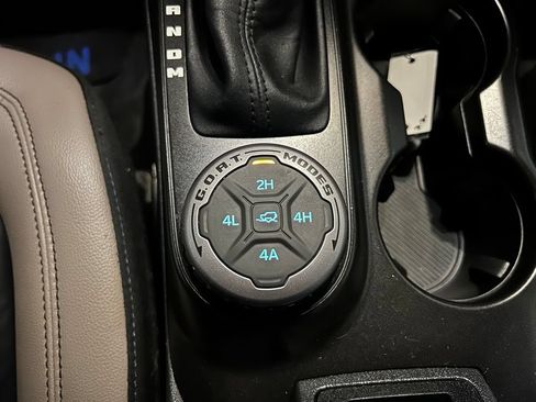 Used 2022 Ford Bronco Wildtrak AWD/4WD image 27