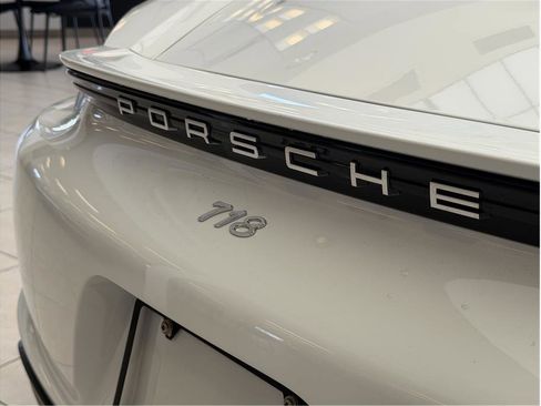 Used 2019 Porsche 718 Boxster image 36
