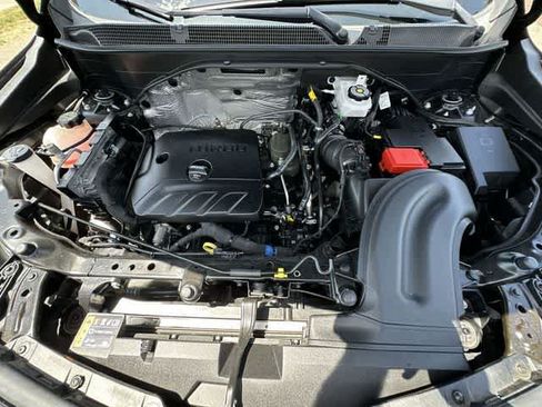 Used 2023 Buick Encore GX Essence w/ Experience Buick Package AWD/4WD image 25
