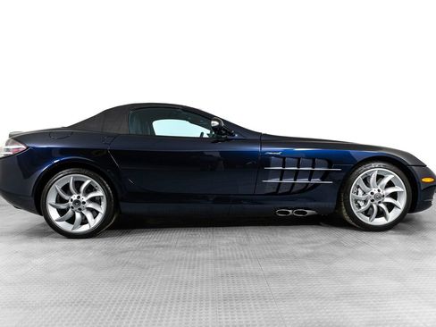 Used 2008 Mercedes-Benz SLR image 10
