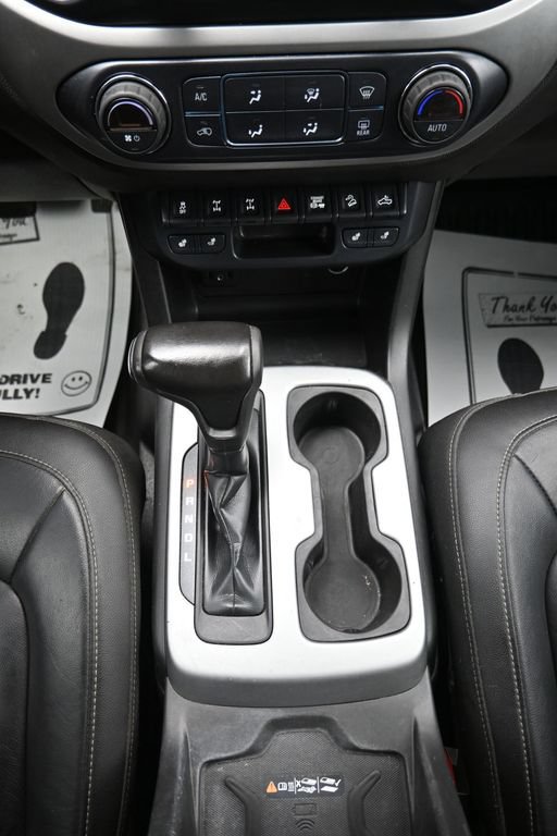 Used 2019 Chevrolet Colorado ZR2 AWD/4WD image 21