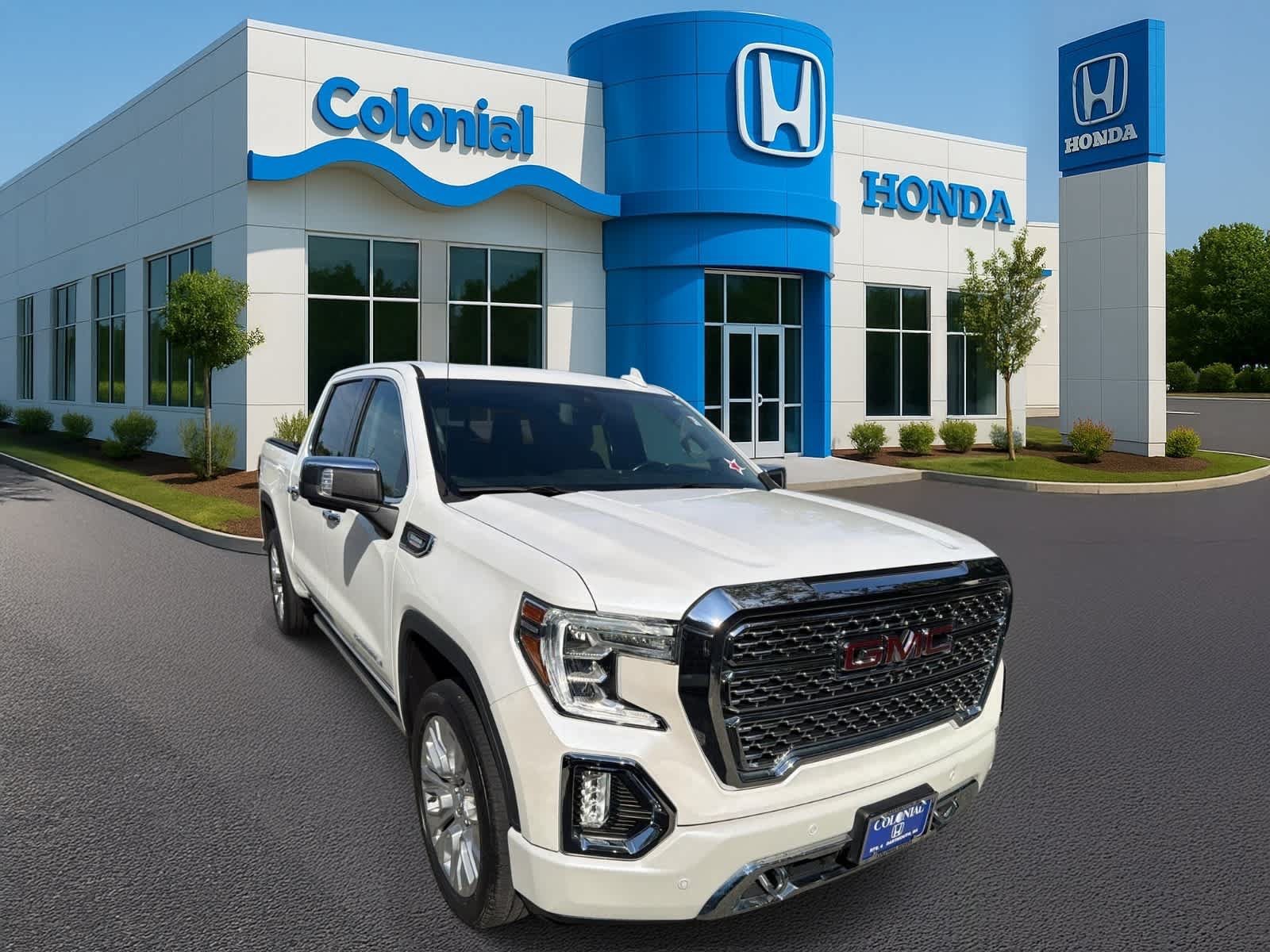 Used 2021 GMC Sierra 1500 Denali w/ Denali Ultimate Package AWD/4WD image 8