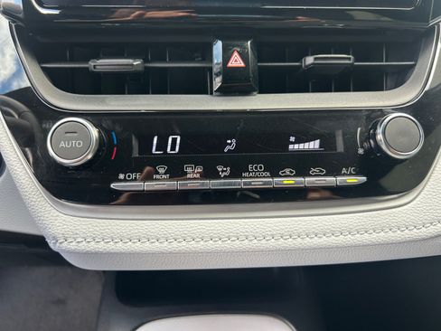 Used 2023 Toyota Corolla SE FWD image 22