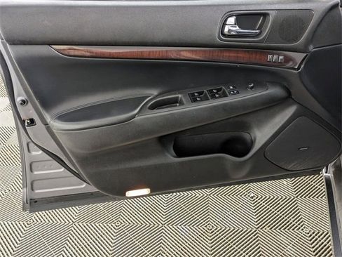Used 2013 INFINITI G37 x image 14