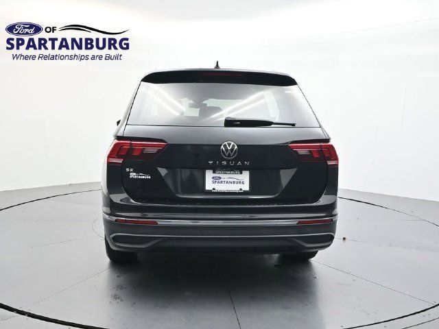 Used 2023 Volkswagen Tiguan SE FWD image 6