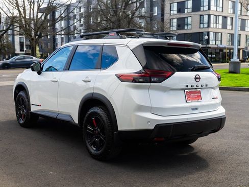 New 2026 Nissan Rogue SV image 4