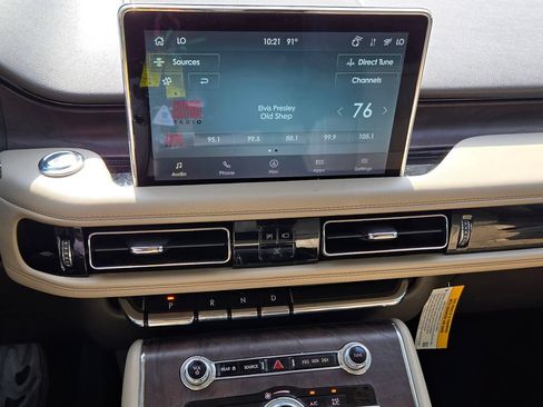 Used 2022 Lincoln Aviator Reserve w/ Equipment Group 201A AWD/4WD image 21