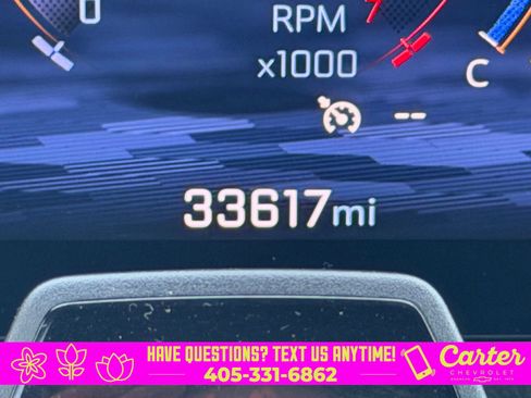 Used 2025 Chevrolet Traverse RS image 30