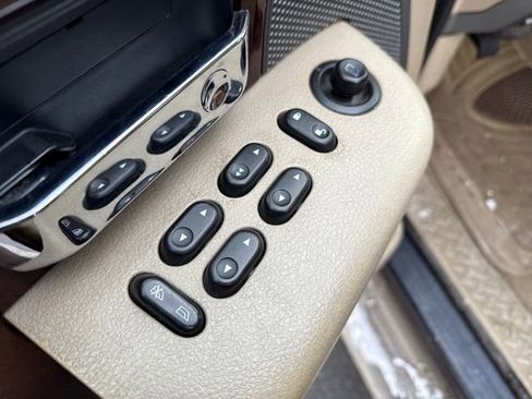 Used 2005 Ford F150 XLT image 21