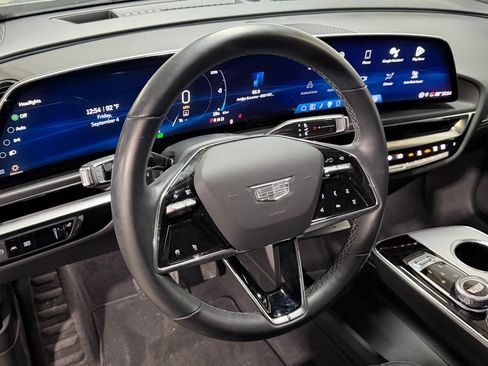 Certified 2024 Cadillac Lyriq Tech w/ Driver Assist Package RWD image 4