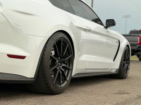 Used 2016 Ford Mustang Shelby GT350 w/ Technology Package RWD image 51