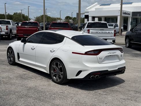 Used 2020 Kia Stinger GT1 AWD/4WD image 7